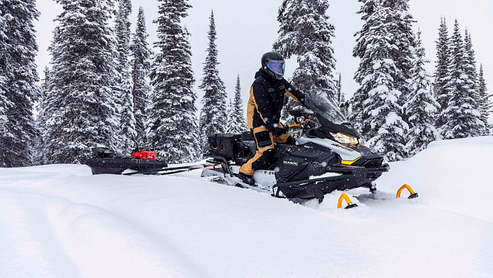 Ski-Doo action